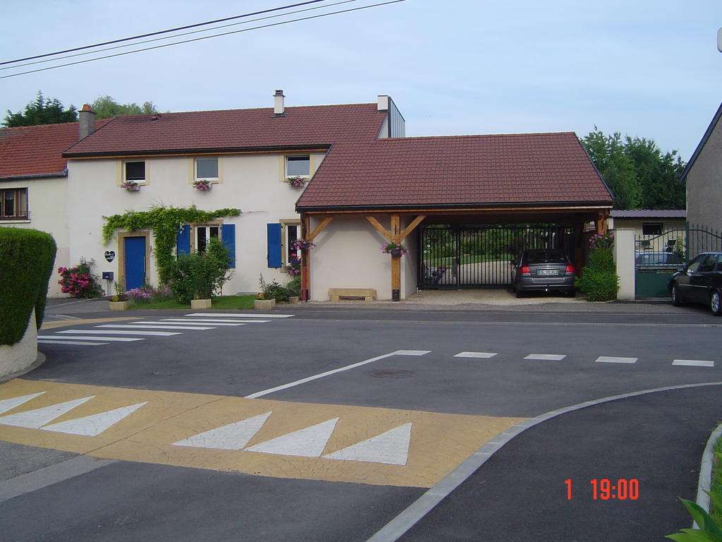Aux Plumes De Grigy Bed and Breakfast Metz Buitenkant foto