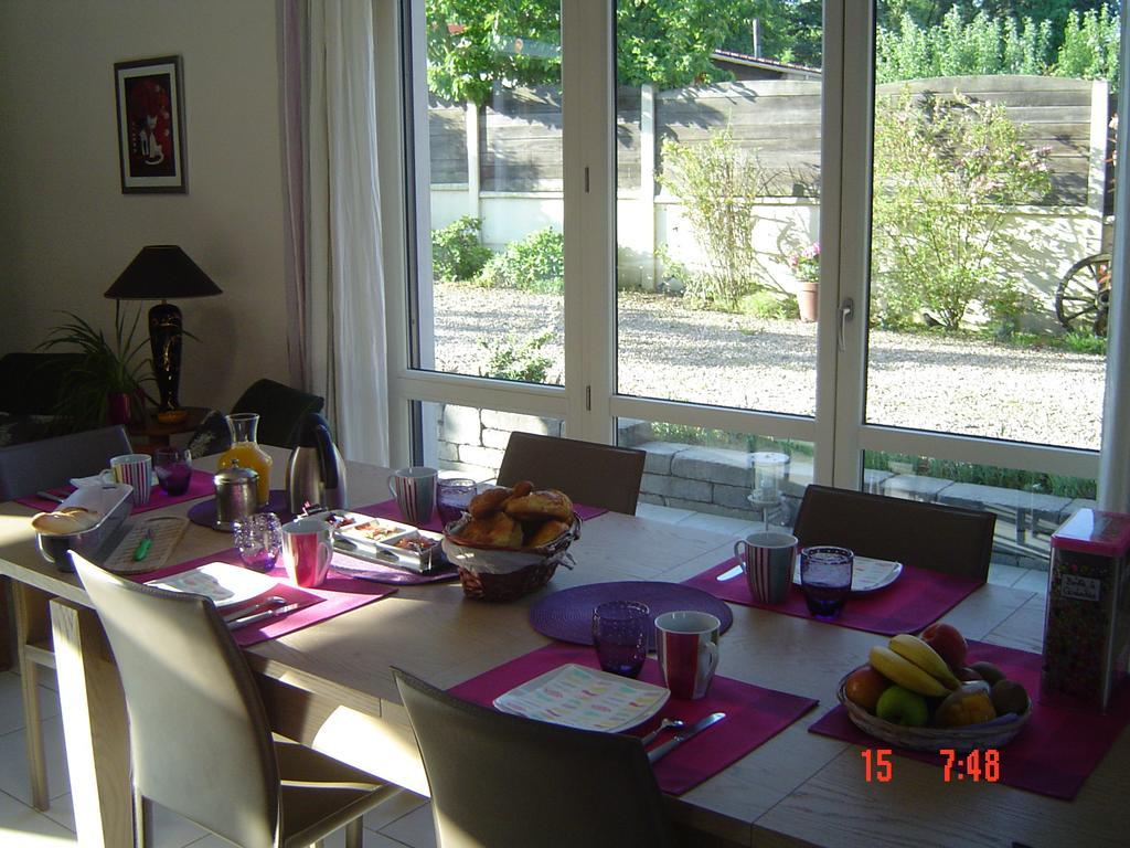 Aux Plumes De Grigy Bed and Breakfast Metz Buitenkant foto